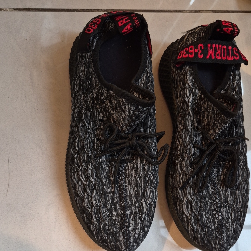 MenBlack Knit Athletic Shoes - Comfortable Lace-Up Slip-On